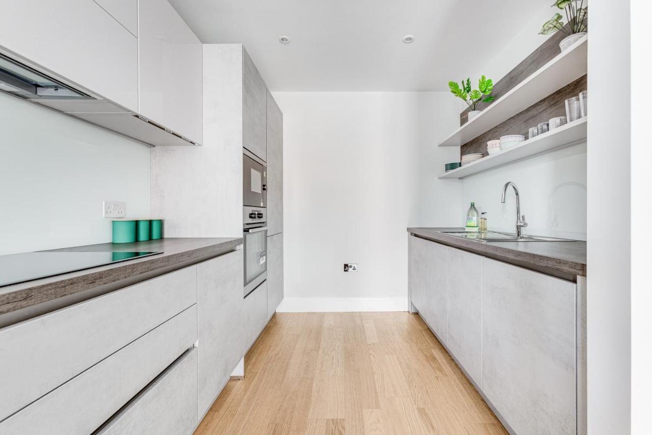 Executive 2 Bedroom Apt City Centre Free Pkg , Wifi By Tent Serviced Apartments 斯坦斯 外观 照片